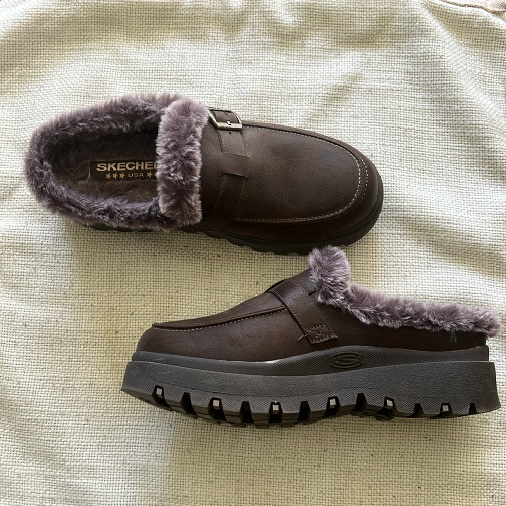 Skechers fur lined clog